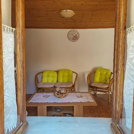 Παραδοσιακό Σπίτι Με Θέα Villa Trikeri Exterior photo